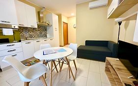 Grab A Flat In Coroneo